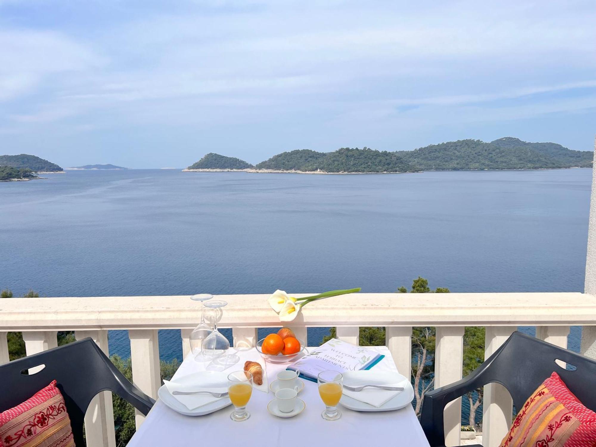 Terrace Studios With Panoramic Seaview Uble Extérieur photo